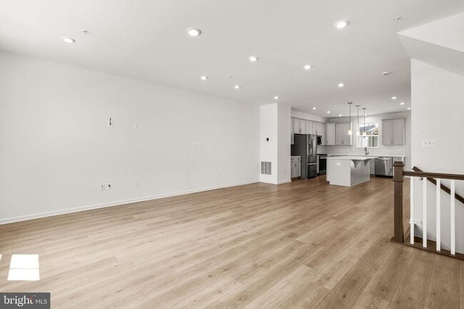 Building Photo - 8256 Longford Rd
