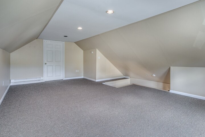 Building Photo - 111 Poplar St
