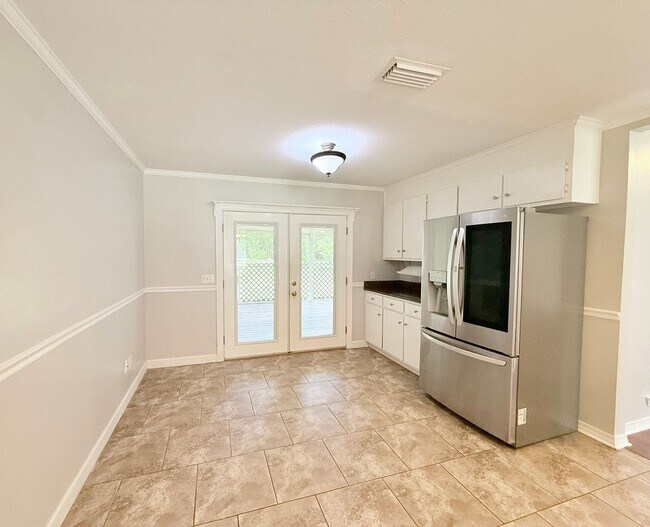 Building Photo - 5136 Hamilton Ln