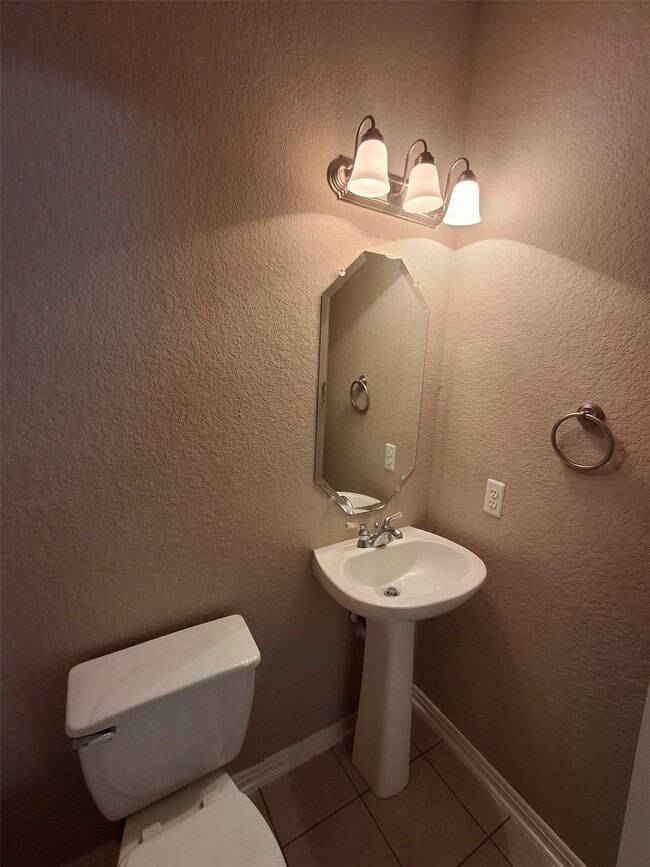 Building Photo - 3222 Twinmont Ln