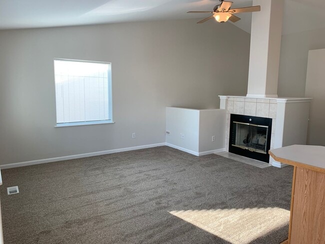 Building Photo - 6388 Fairweather Dr