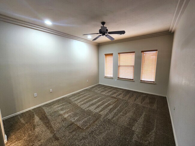 Building Photo - 2270 Spirit Rock Dr