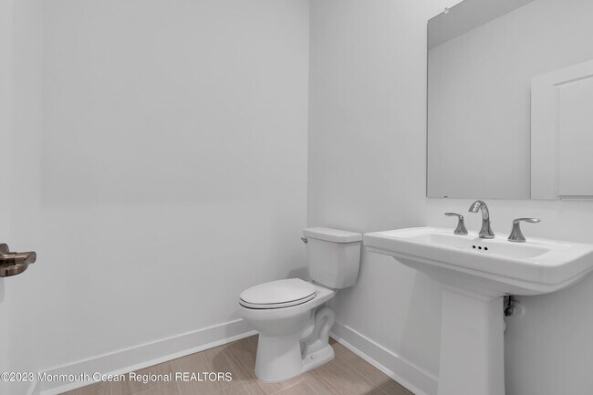 Building Photo - 110 Woolley Ct