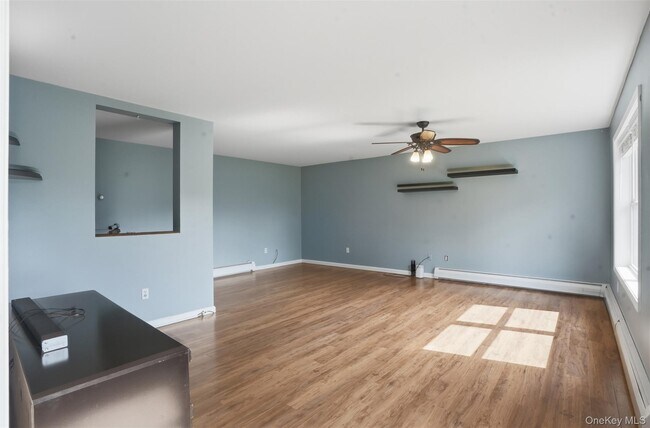 Building Photo - 34 Rombout Rd
