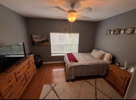 Building Photo - 4207 S Dale Mabry Hwy