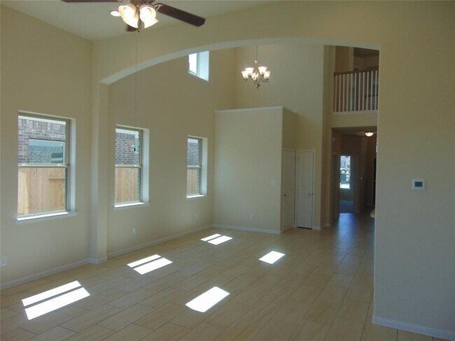 Building Photo - 24782 Levante Dr