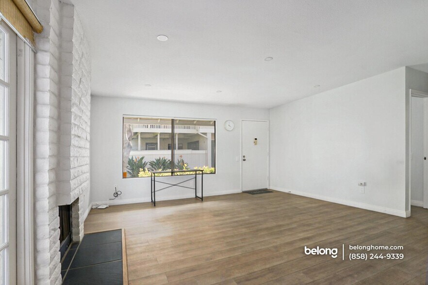 Building Photo - 3857 Camino Lindo