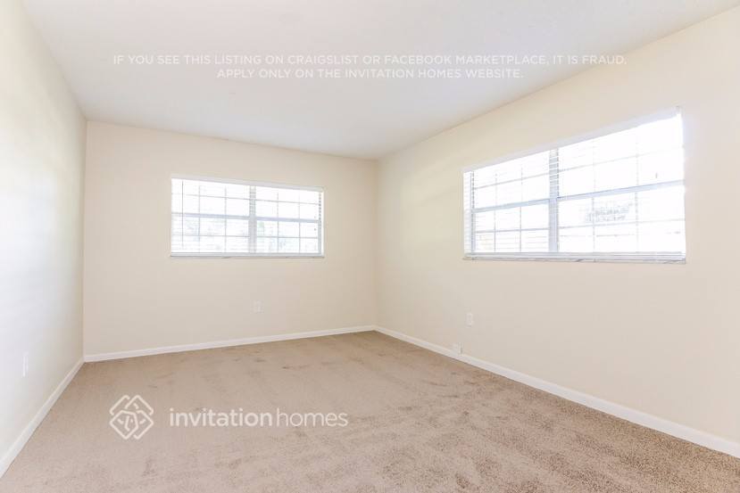 Building Photo - 7317 Canal Blvd