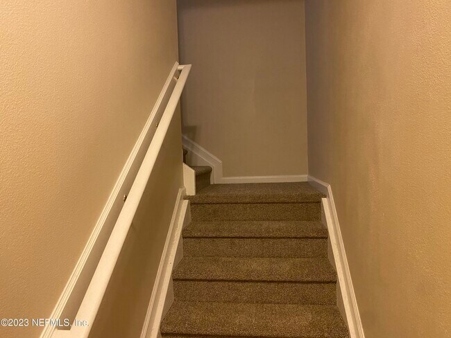 Building Photo - 8204 White Falls Blvd