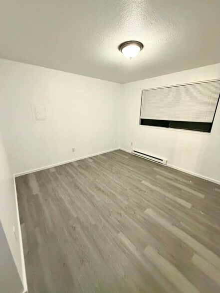 Building Photo - 19535 NW Pondosa Ct