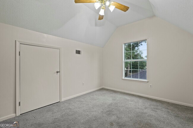 Building Photo - 156 Laurel Green Ct