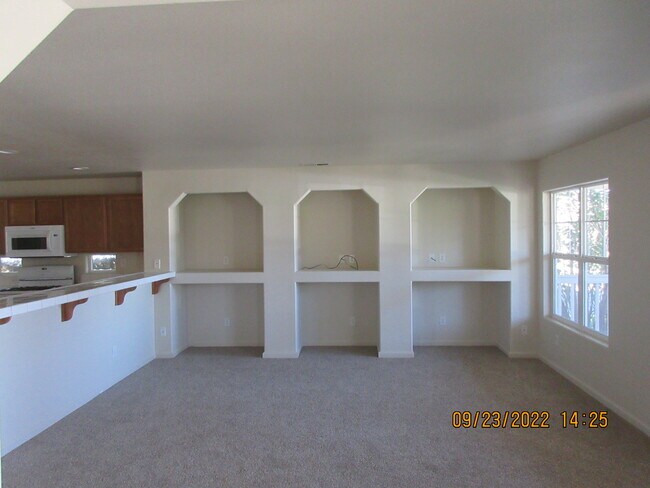 Building Photo - 1324 Scotch Pine Way