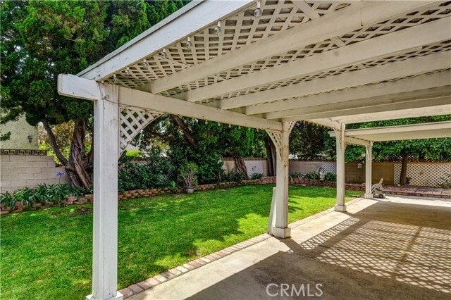 Building Photo - 440 Coronado St