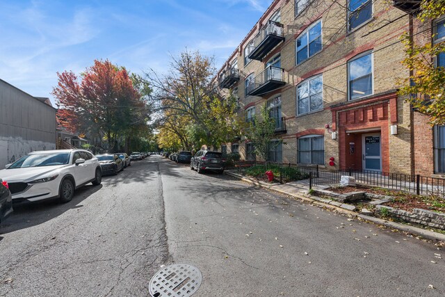 Building Photo - 1740 N Maplewood Ave