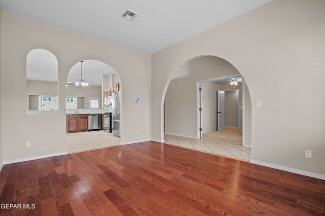 Building Photo - 11272 Duster Dr