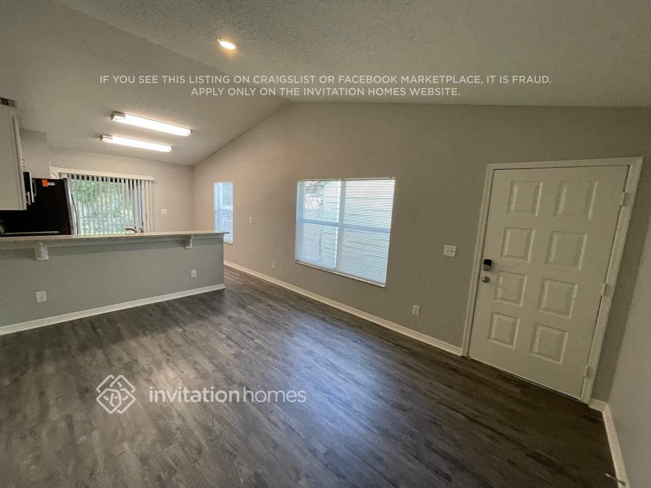 Building Photo - 4413 Longshore Dr
