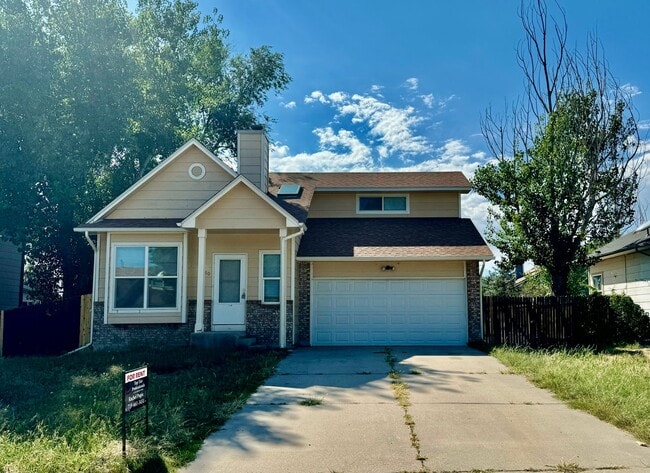 Primary Photo - Lovely 3 bedroom/2 bath home in Fountain V...