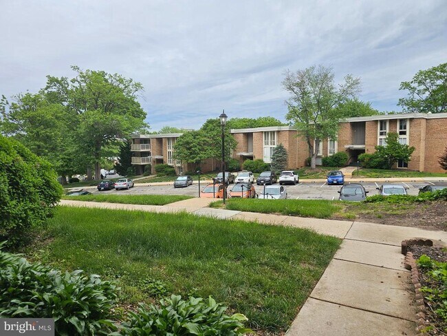 Building Photo - 2621 Wagon Dr