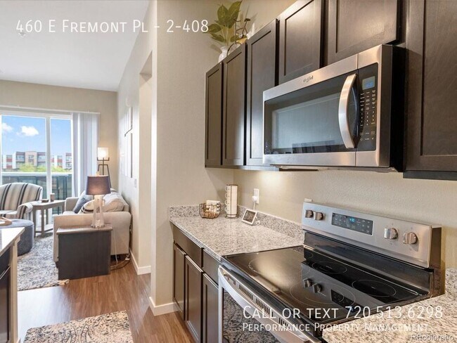 Building Photo - 460 E Fremont Pl