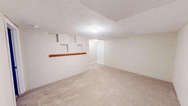 Building Photo - 2059 Coleman Dr