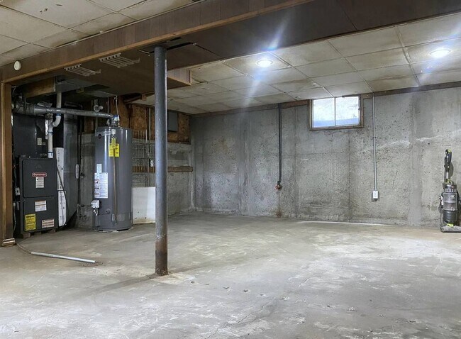 Building Photo - 4519 E 110th Terrace