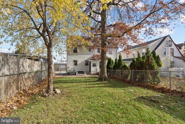 Building Photo - 2110 Bellemead Ave