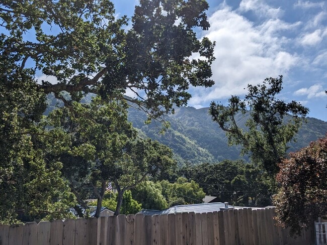 Building Photo - Cozy Carmel Valley Village House Fully Furnished