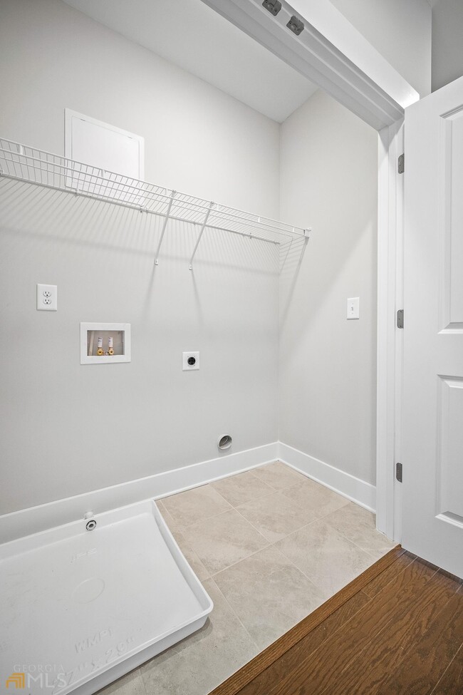 Building Photo - 1034 Robert Smalls Way