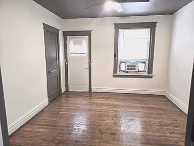 Building Photo - 5216-5218-5218 Von Phul St