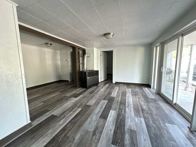 Building Photo - N3rd234