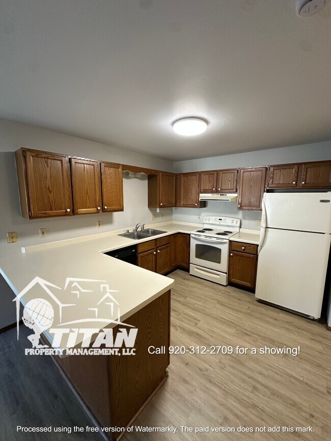 Interior Photo - N7361 Spring St, Fond du lac
