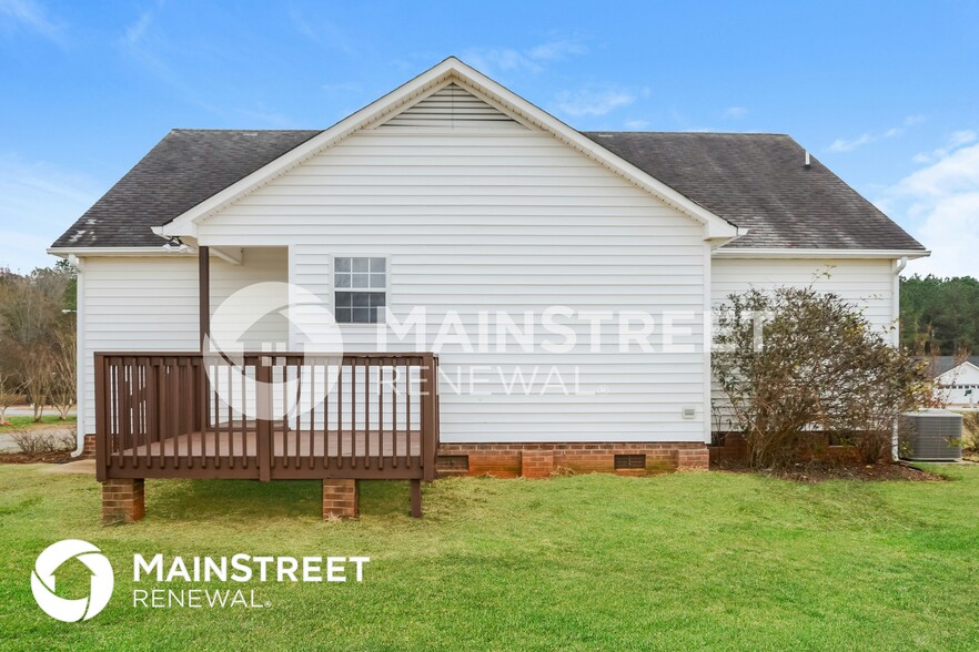 Building Photo - 86 Sommerset Dr