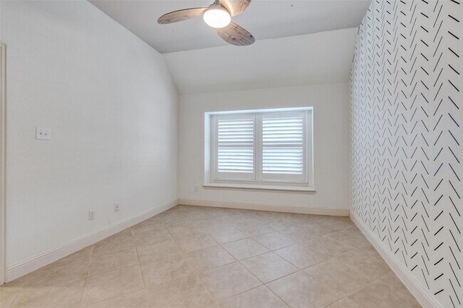 Building Photo - 15600 Fire Creek Ln