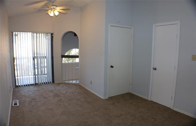 Building Photo - 821 Dublin Dr