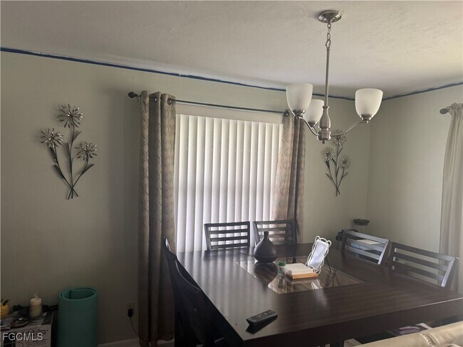 Building Photo - 1 Aztec Lily Ln