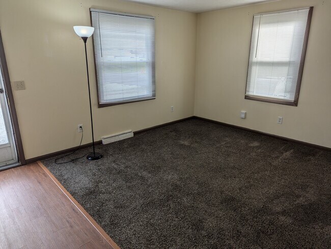 Living Room - 3009 Dalton Pl SW