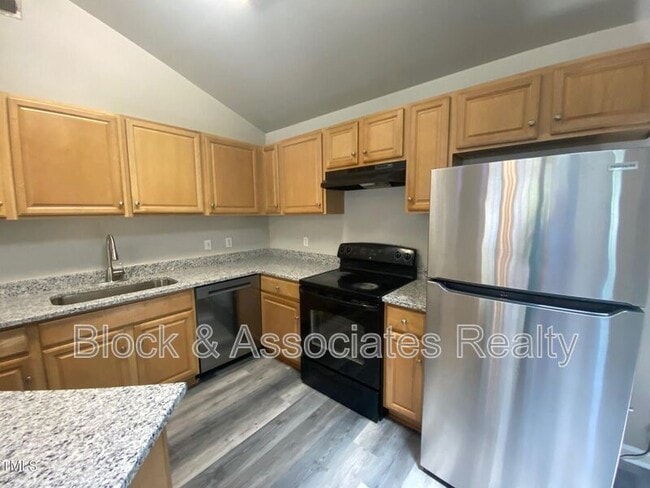 Building Photo - 116 Archdale Dr