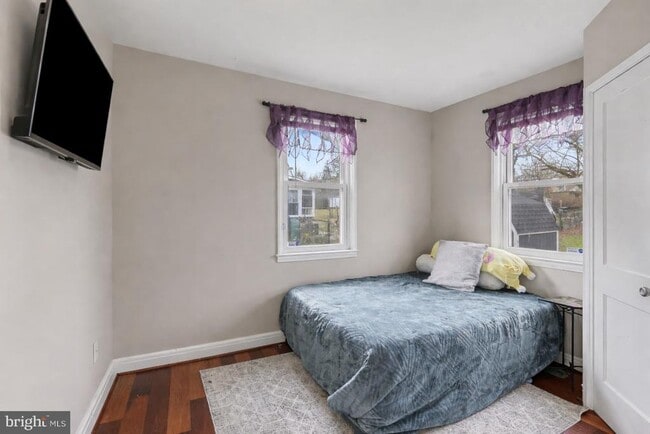 Building Photo - 2507 Glencoe Rd