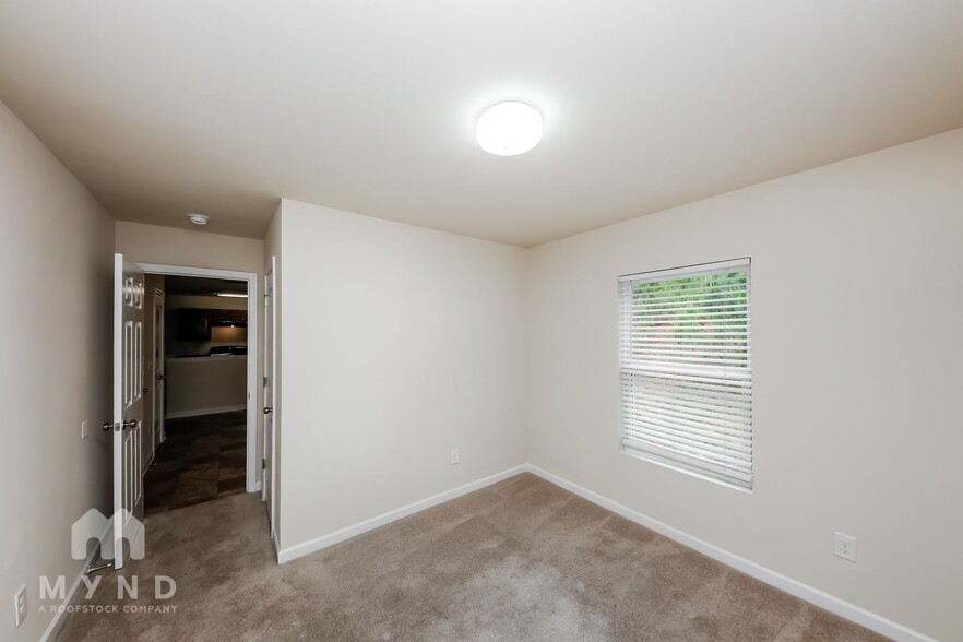 Building Photo - 206 Indian Lake Trail