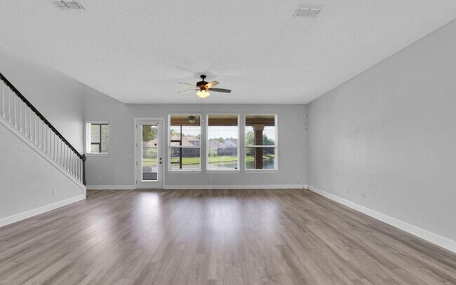 Building Photo - 4431 Vista Point Ln