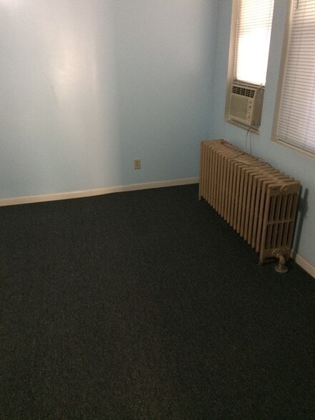 Bedroom - 3821 Bates St