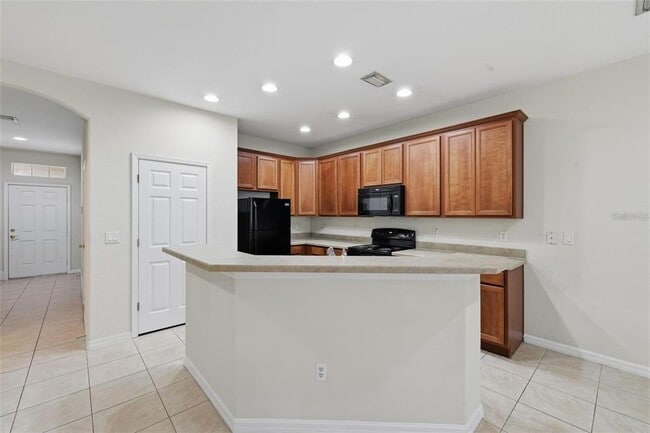 Building Photo - 3914 Silverlake Way