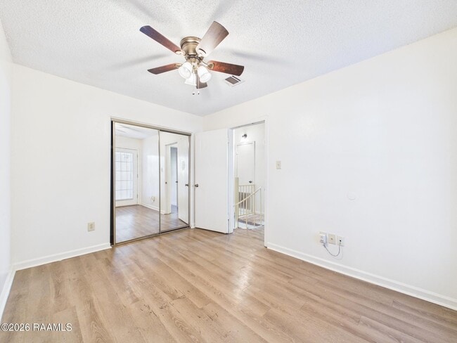 Building Photo - 446 Failla Rd