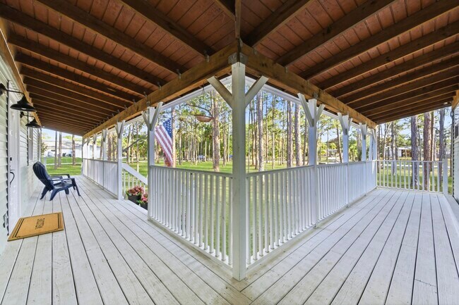 Building Photo - 12863 159th Ct N