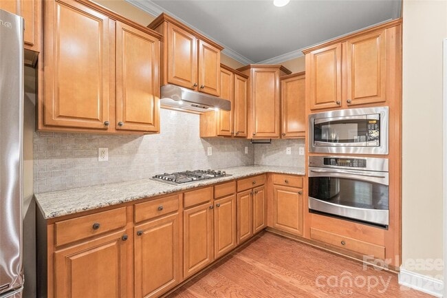Building Photo - 5123 Poplar Knoll Dr