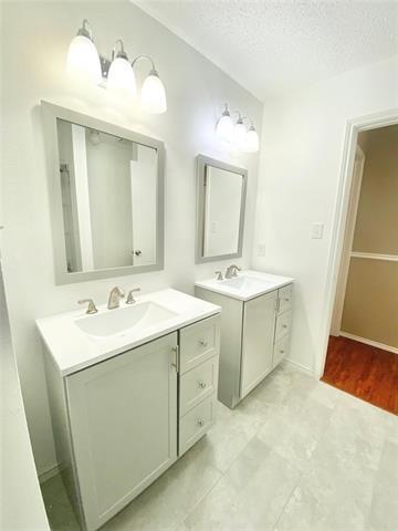 Building Photo - 2800 Kempton Dr