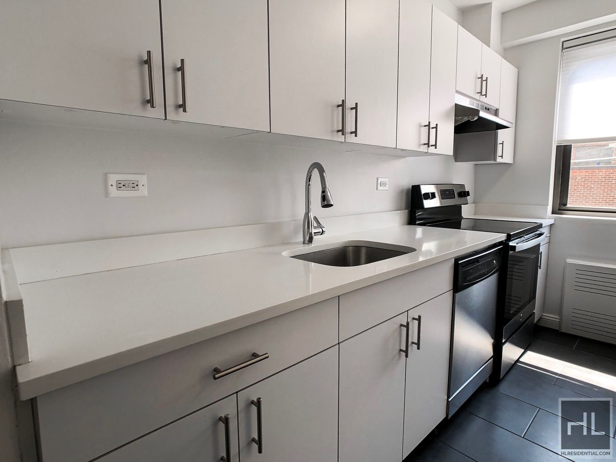 Building Photo - EAST 69 STREET