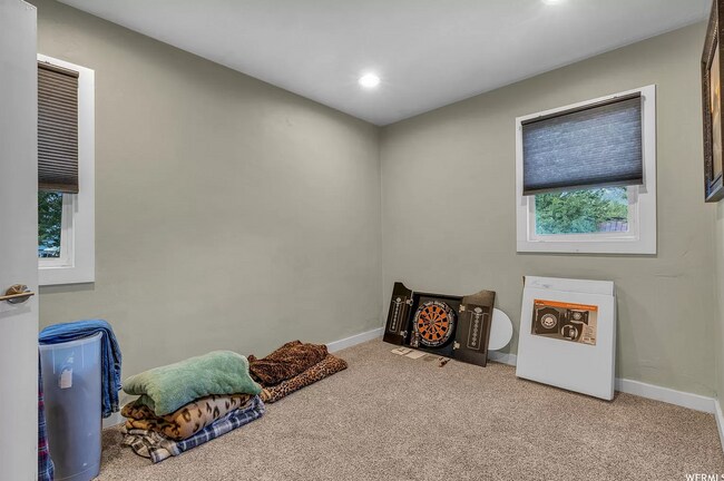 Building Photo - 550 N 970 W