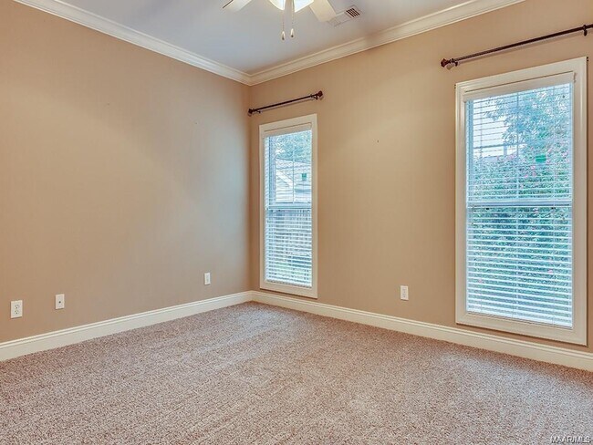 Building Photo - 536 Jasmine Trail