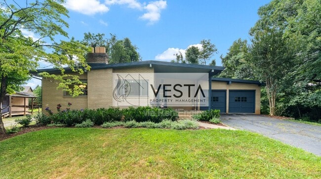 Building Photo - 149 Oakdale Rd